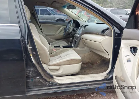 2011 Toyota Camry Le from USA, damaged, VIN 4T1BF3EK3BU149481